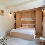 Σπίτι διακοπών 2 Bedroom Beautiful In