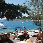 Σπίτι διακοπών 2 Bedroom Beautiful In *