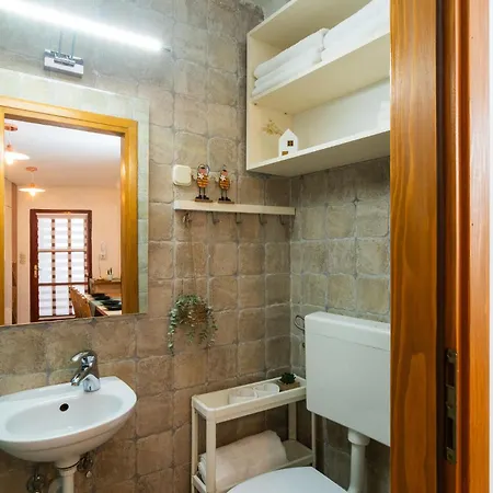 2 Bedroom Beautiful In * Pitve