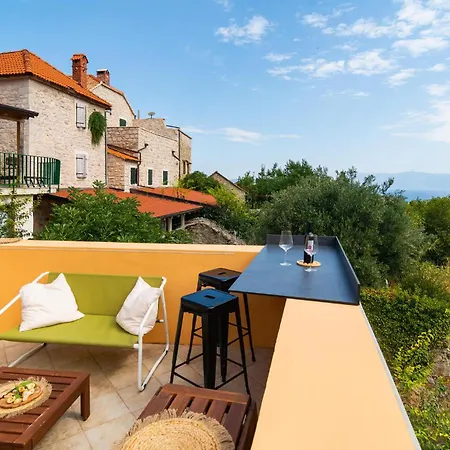 بيت للعطل 2 Bedroom Beautiful In