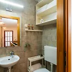 2 Bedroom Beautiful In * Pitve