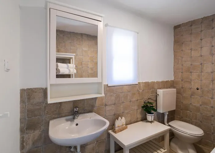2 Bedroom Beautiful In * Pitve