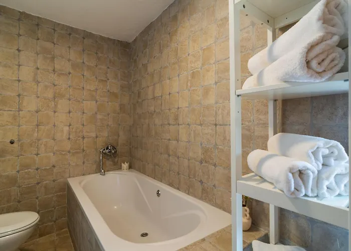 Дом отдыха 2 Bedroom Beautiful In