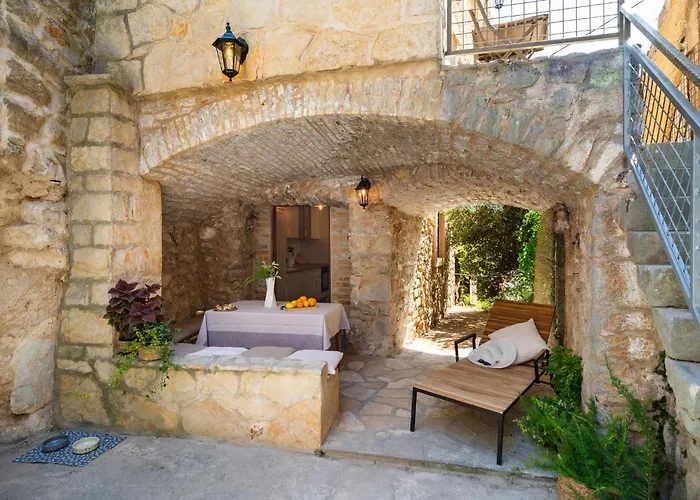 2 Bedroom Beautiful In * Pitve
