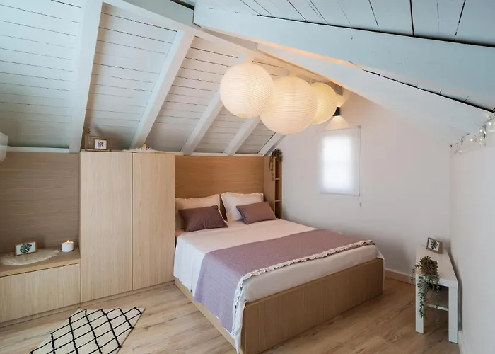 2 Bedroom Beautiful In *